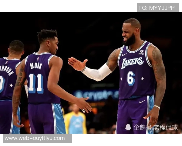 阿里纳斯直言巴特勒表现不佳应考虑让其担任替补角色