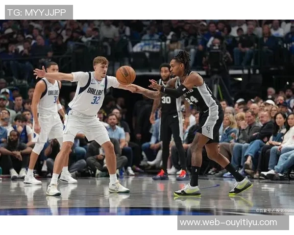 凯尔登强调团队合作的重要性热手球员将获得更多投篮机会