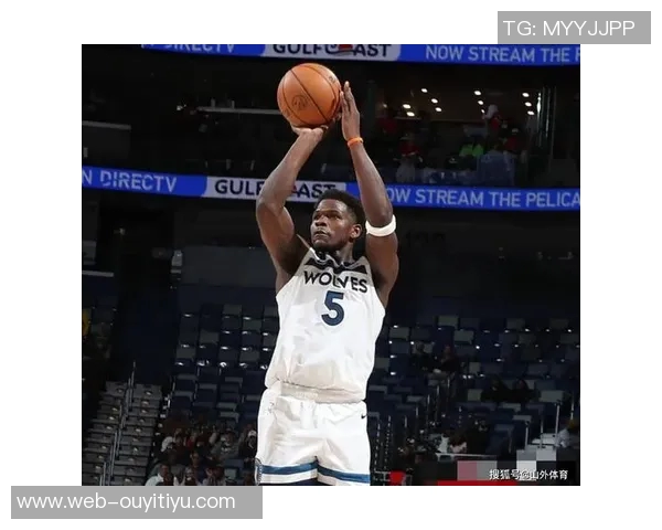 墨菲表现全面却手感不佳17投7中三分球失准仍砍下21分7篮板8助攻